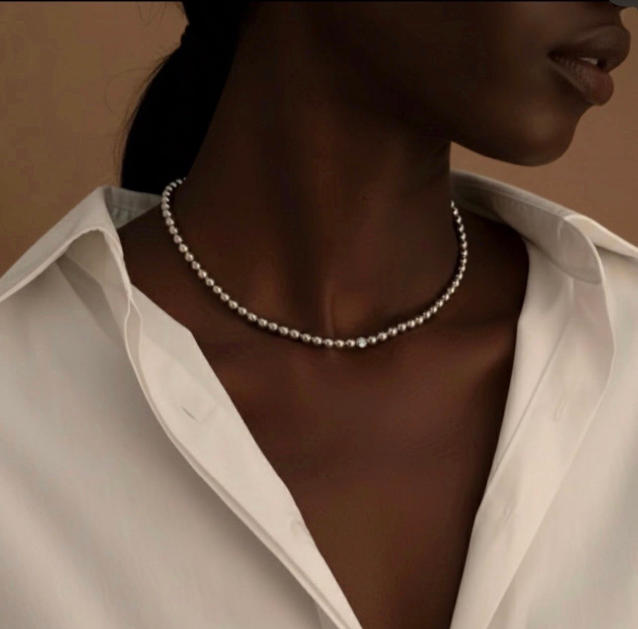 Collier Johana