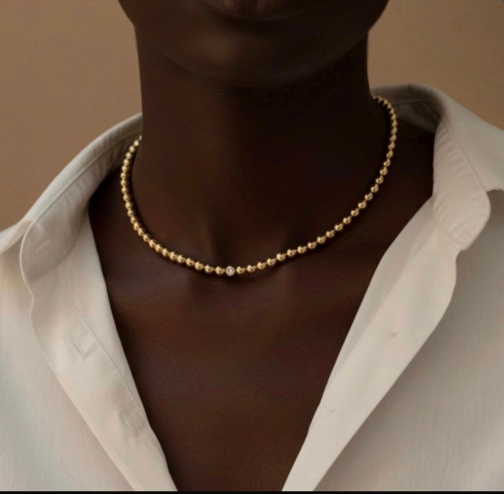 Collier Johana